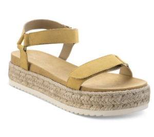 Raffia platform sandals, perfect for a hot summer day 