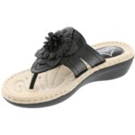 Cliffs by White Mountain Womens Cassia Faux Leather Wedge Sandals BHFO 0896