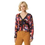 Jessica Simpson Women's and Women's Plus Tifany Embellished Blouse