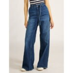 Free Assembly Women’s Belted Wide Leg Trouser Jeans, 31” Inseam, Sizes 0-22