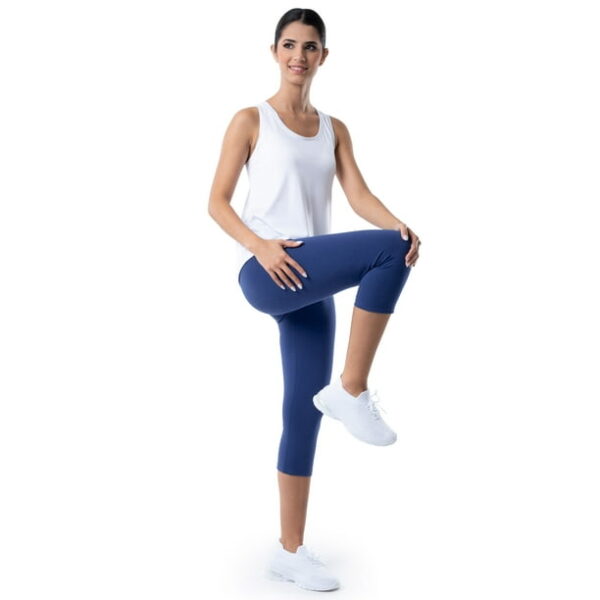 Athletic Works Women's and Women's Plus Active Dri-Works Capri Leggings, Sizes S-5X