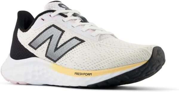 New Balance Women's Fresh Foam Arishi V4 Running Shoe