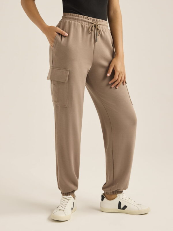 Scoop Women’s and Women's Plus Ultimate ScubaKnit Cargo Joggers, Sizes XS-4X