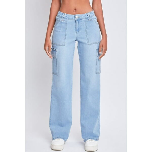 Women's Low Rise Relaxed Cargo Jeans