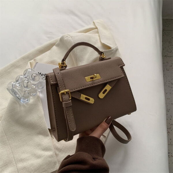 QWZNDZGR 2022 Winter Leisure Kelly Bag Women's New Style Aesthetic Trend Messenger Bag Fashion Simple Portable Shoulder Bag