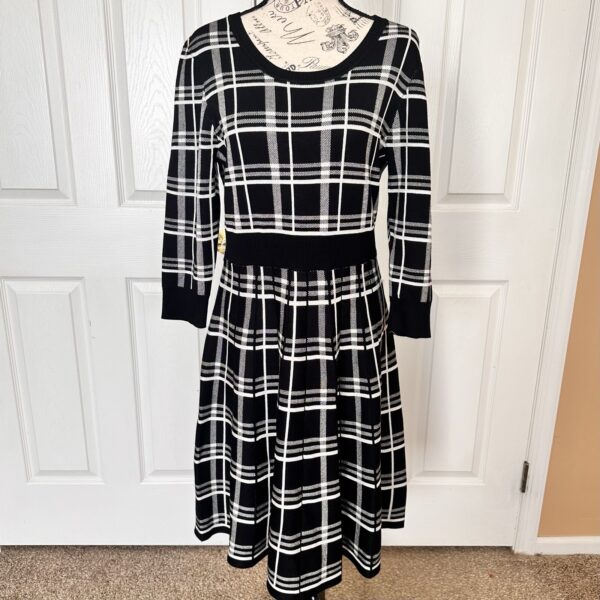 Nina Leonard Plaid Scoop Neck Jacquard Knit Sweater Dress Black White Plaid XL