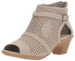 Easy Street Women's Carrigan Ankle Boot, Grey, 9 Wide